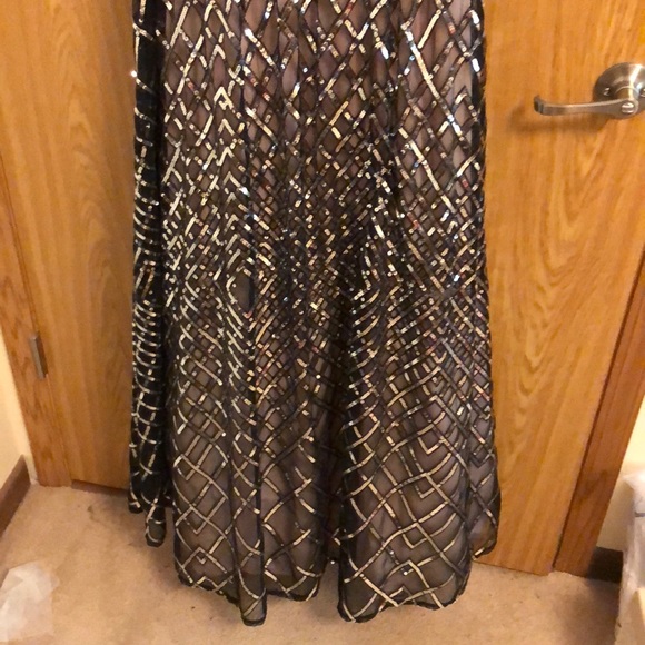 Prom Dress - Picture 3 of 7